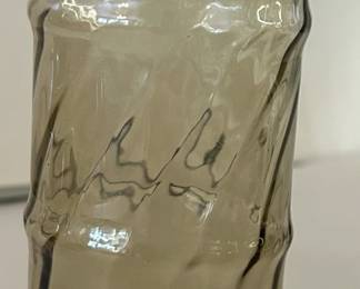 Vintage Libbey Mocha Swirl Glass Set of 25
Disclosures: This set is in excellent condition with no signs of wear. (Please see the pictures for details.)
Dimensions:
Tumblers Quantity 7: Top Circumference 2.5" x 6.75" Height x Bottom Circumference 2.5"
Juice Glasses Quantity 5: Top Circumference 3" x 5.25" Height x Bottom Circumference 2.5"
Tall Wine Goblets Quantity 7: Top Circumference 3" x 8.25" Height x Bottom Circumference 2.5"
Short Wine Goblets Quantity 6: Top Circumference 2.5" x 6.5" Height x Bottom Circumference 2.25"