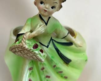 Vintage 1970s Vintage Figurine Planter Young Girl with Basket
- minor chips due to normal wear of a piece this age, and her shoulder was well repaired with glue. See photos for details.
Dimensions: Approximately 6" Height x 4.5" Width x 4" Deep
Weight: 1.1 Pounds