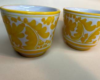 Vintage 1970s Yellow Flower Pots Made in Italy - minor chips due to normal wear of a piece this age. See photos for details.
Dimensions: Approximately 3" Height x 4" Top Diameter x 2" Bottom Diameter
Weight: 1.1 Pounds