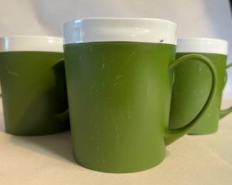 Set of 5 David Douglas Coffee Mugs Avacado with White Trim