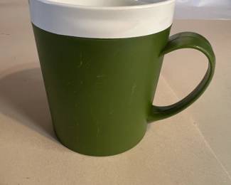 Set of 5 David Douglas Coffee Mugs Avacado with White Trim