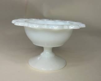 Vintage Anchor Hocking White Milk Glass Compote Candy Dish
Dimensions: 3" Height x 5" Top Circumference x 3" Bottom Circumference
This dish was purchased in the 1960s and remained with the original owner. She is downsizing and is now available for purchase.
Disclosures: This set is in excellent condition with no signs of wear. (Please see the pictures for details.)