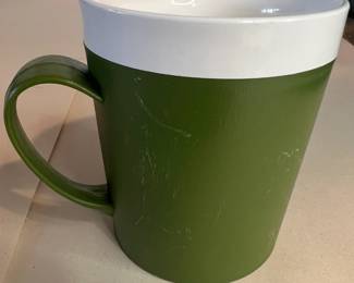 Set of 5 David Douglas Coffee Mugs Avacado with White Trim