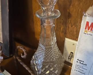 Vintage Decanter Clear Glass Liquor Wine Bottle With Stopper 11.5” Diamond Cut