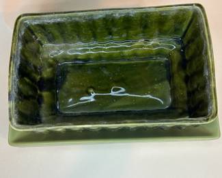 Vintage 1970s Beautiful Green Rectangular Planter with Green Base Number SP 338
- minor wear due to normal wear of a piece this age, one chip, no cracks. See photos for details.
Planter Dimensions: Approximately 3.75" Height x 8.75" Long x 5.25" Deep