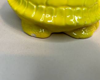Vintage 1970s Yellow Turtle Ceramic Planter - minor chips due to normal wear of a piece this age. See photos for details.
Dimensions: Approximately 4" Height x 7.5" Width x 5" Deep
Weight: 1.1 Pounds