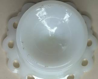 Vintage Anchor Hocking White Milk Glass Compote Candy Dish
Dimensions: 3" Height x 5" Top Circumference x 3" Bottom Circumference
This dish was purchased in the 1960s and remained with the original owner. She is downsizing and is now available for purchase.
Disclosures: This set is in excellent condition with no signs of wear. (Please see the pictures for details.)