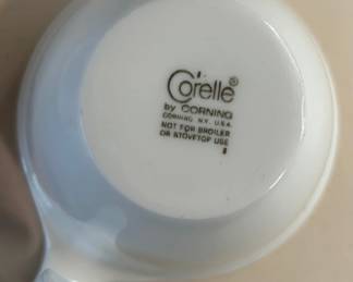 Vintage Corelle Winter Frost White Frost Hook Handle Cups & Saucers Set of 4 (8 Pcs)
This set was purchased new in the 1960s and remained with the original owner. She is downsizing and is now available for purchase.
Disclosures: This set is in excellent condition with no signs of wear. (Please see the pictures for details.)
Dimensions:
Saucers: 6.25" Circumference x .75" Height
Cups: 4" Top Circumference x 2" Bottom Circumference x 4.5" Depth with Handle x 2.25" Height
Weight: 2.5 Pounds (set weight)