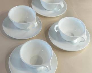 Vintage Corelle Winter Frost White Frost Hook Handle Cups & Saucers Set of 4 (8 Pcs)
This set was purchased new in the 1960s and remained with the original owner. She is downsizing and is now available for purchase.
Disclosures: This set is in excellent condition with no signs of wear. (Please see the pictures for details.)
Dimensions:
Saucers: 6.25" Circumference x .75" Height
Cups: 4" Top Circumference x 2" Bottom Circumference x 4.5" Depth with Handle x 2.25" Height
Weight: 2.5 Pounds (set weight)