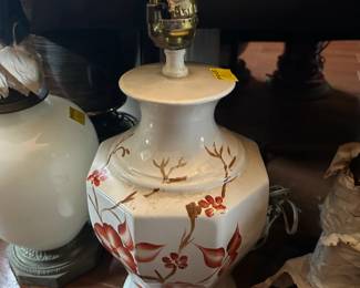 Vintage Red Floral Table Lamp