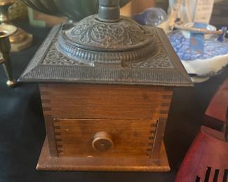 Vintage Cast Iron & Wood Coffee Grinder Mill With Hand Crank and Drawer