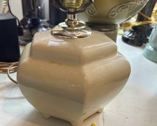 1960's Mid-Century Modern Glazed Cream Color Ceramic Table Lamp