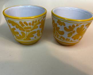 Vintage 1970s Yellow Flower Pots Made in Italy - minor chips due to normal wear of a piece this age. See photos for details.
Dimensions: Approximately 3" Height x 4" Top Diameter x 2" Bottom Diameter
Weight: 1.1 Pounds