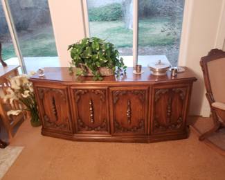 Credenza