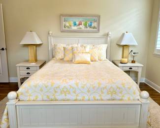 Queen Bedroom Furniture  by Hammery