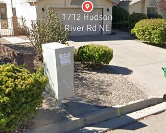 This picture shows where the estate sale is being held. 