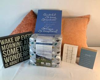 Queen Flannel Sheets, Throw Pillows, & More