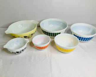 Pyrex Dots and Gooseberry