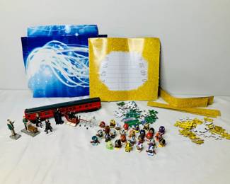 Harry Potter Train, Figures and NFL Teenymates