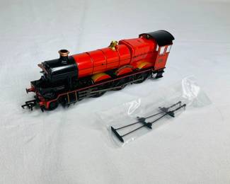 NEW Hawthorne Village Harry Potter Hogwarts Castle 5972 Locomotive