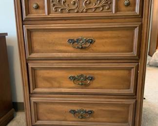 4 Drawer Dresser
