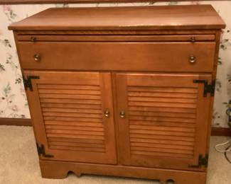 002 Ethan Allen Shutter Door Sideboard