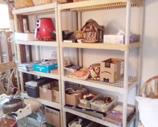 Yes there are a few Longabergers in great shape.