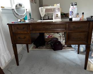 Singer Sewing Machine with Desk