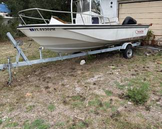 1990 17 feet Montauk Boston Whaler
