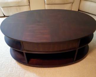 Coffee table that raises up