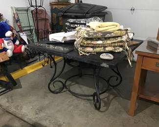 Patio table,chair pads