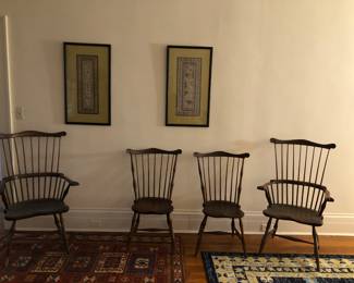 Set 4 antique Windsor chairs