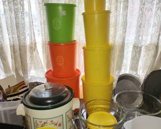Vintage Tupperware Canisters - Crock Pot - Mixing Bowls