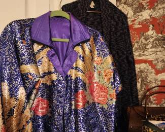 Ladies Clothes - 3 Closets Size M - XL