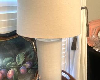 White cylinder lamp