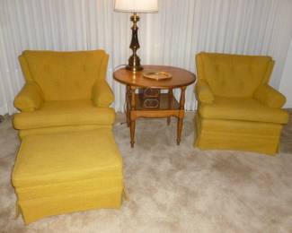 Pair of Mid-Century chairs w/ottoman