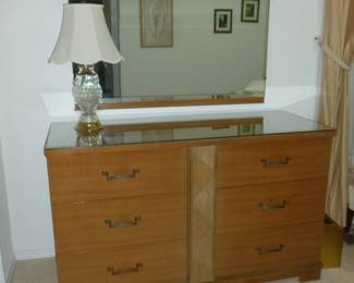 Mid-century dresser w/mirror, crystal lamp(possibly Waterford)