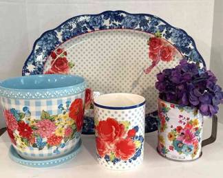 Pioneer Woman Dishware