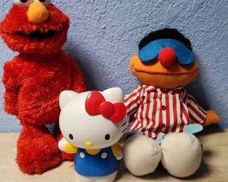 Hello Kitty Elmo Ernie