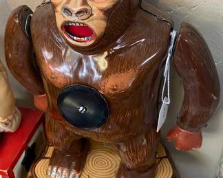 Vintage Tin Litho Ape Target