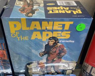 Aurora Planet of the Apes Cornelius Model Kit