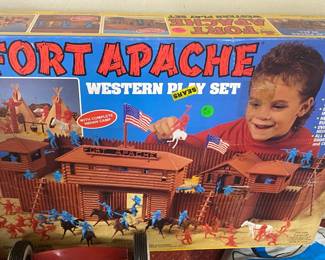 Toy Street Fort Apache Play Set