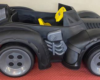 Action Wheels 6 Volt Batmobile with Box