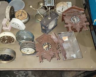 Clock parts for repairs 
