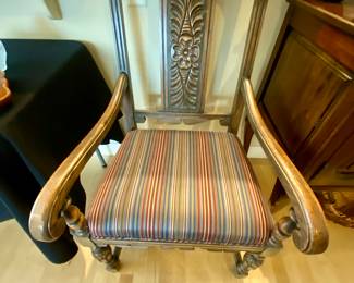 Upholstered arm chair