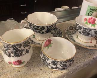 Royal Albert Senorita