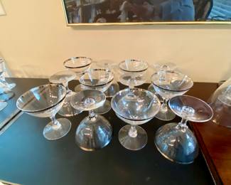 Crystal champagne bubbles with silver rim