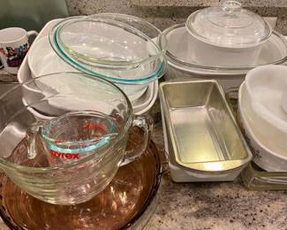 Pyrex, corning ware and glass bakeware