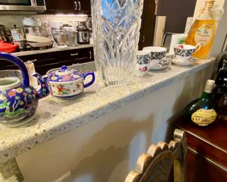 Crystal vase and tea cup sets, sugar and creamers