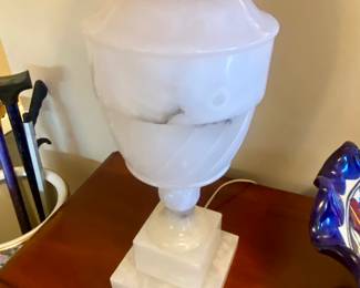 Alabaster lamp base
